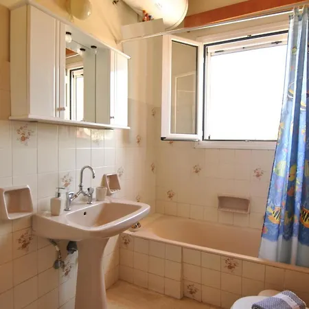 Jasmine's House In Dorizata Апартаменты Dhorizata
