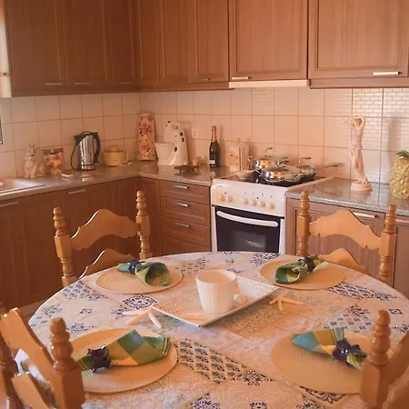 아파트 Jasmine's House In Dorizata *