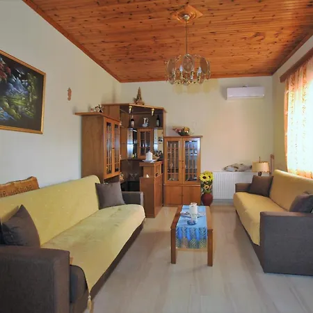 דירה Jasmine's House In Dorizata